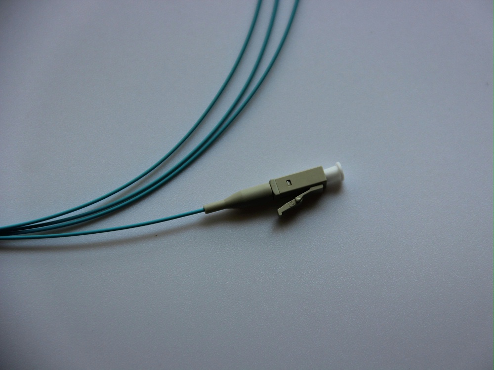 LC 0.9mm 万兆单头尾纤 光纤跳线