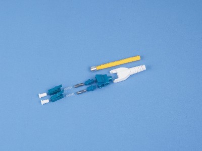 LC Uniboot 光纤连接器