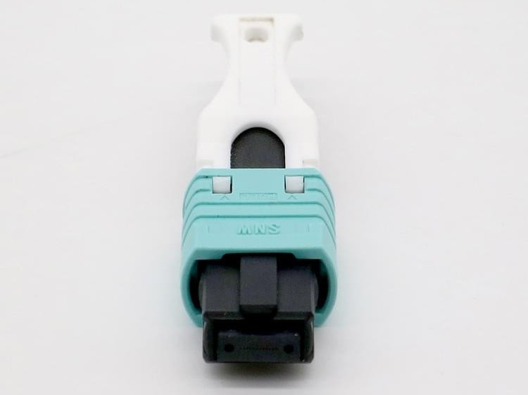MPO 3.0mm 圆缆带拉杆超短尾 光纤连接器