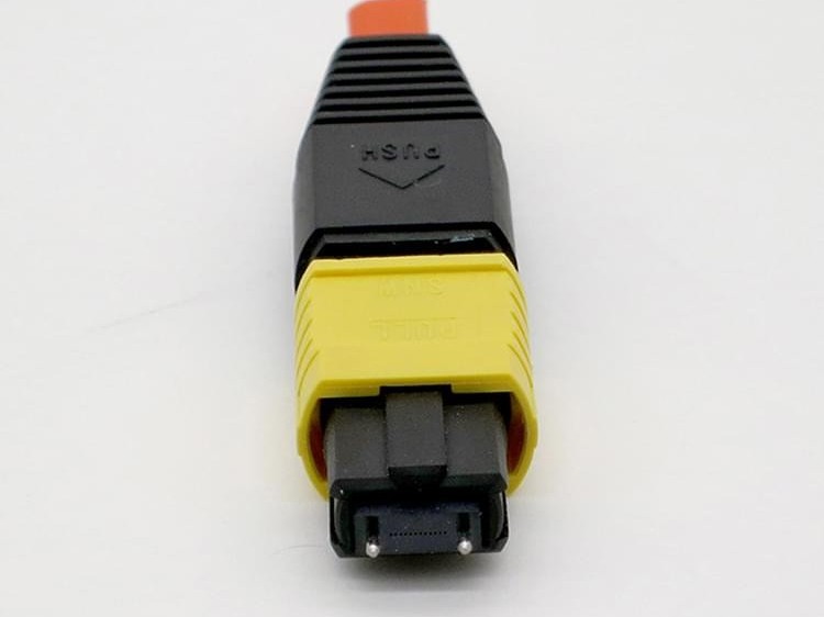 MPO 扁缆光纤连接器