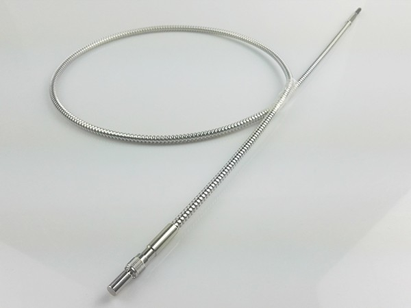 SMA905 金属铠装光纤跳线