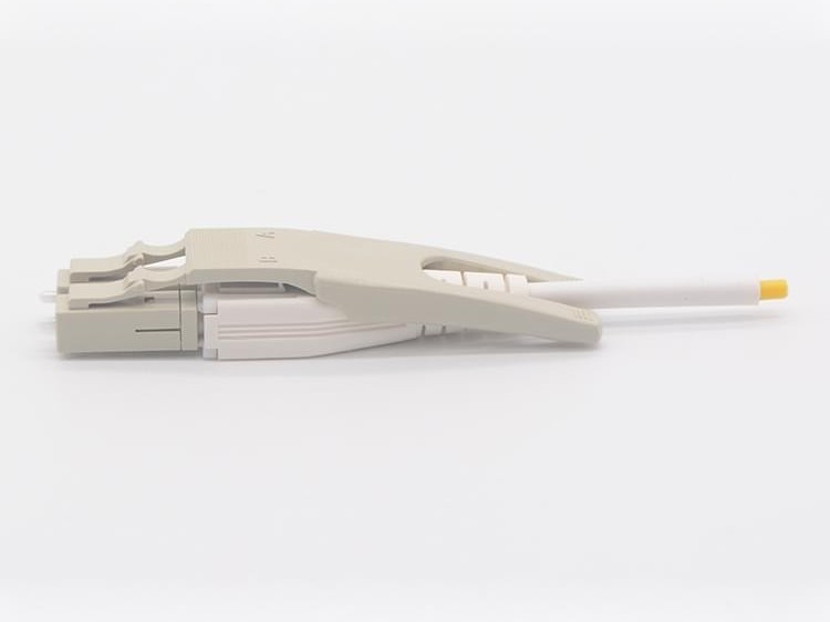 LC 双联 带拉杆光纤连接器
