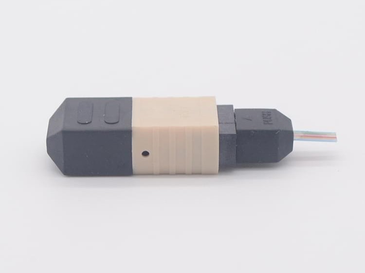 MPO 多模 带纤光纤连接器