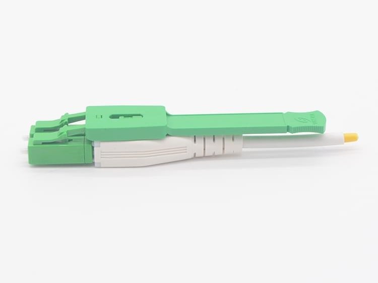 LC APC  V4 uniboot 带拉杆光纤连接器