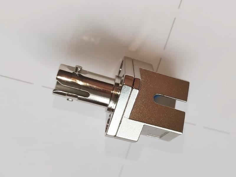 SC-ST 方形光纤转接器